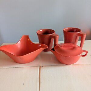 VTG Lot of 5 Burnt Orange Melmac Melamine Cups Mugs Creamer Gravy Boat MCM Aztec